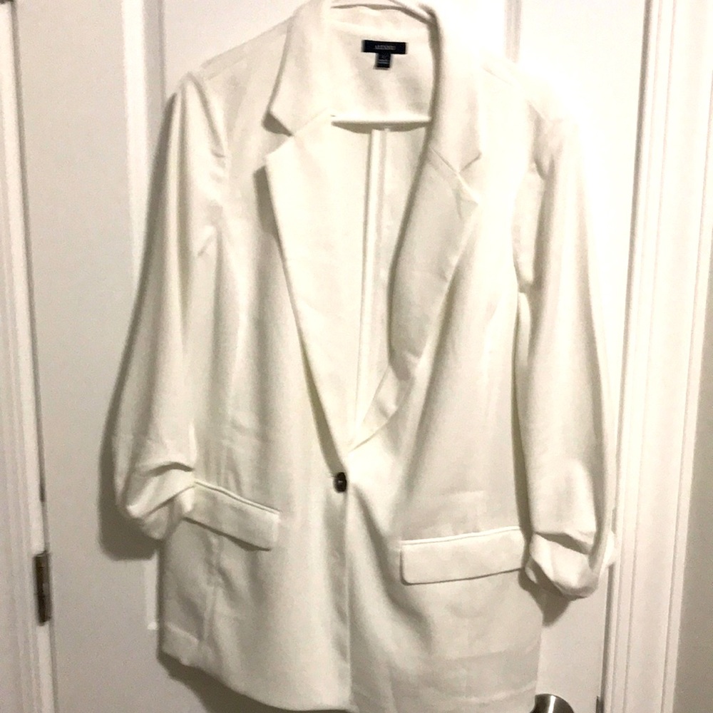 ALFANI size L so Nile button blazer with gather 3/4 sleeves front pockets NWOT